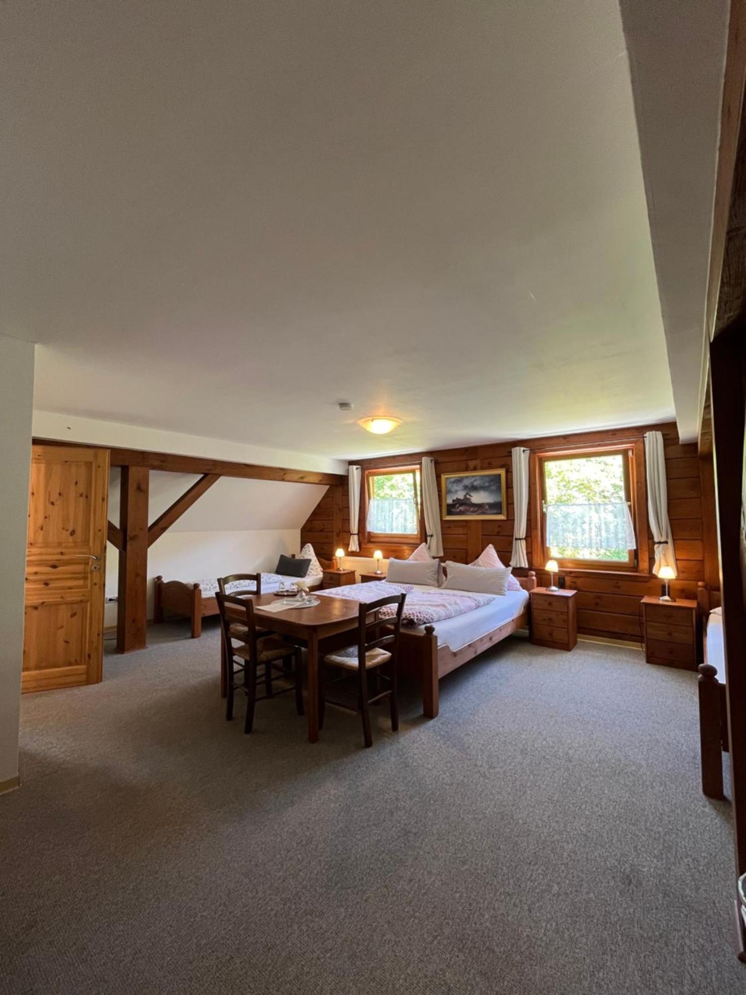 Waldhaus Lahnstein Hotell Exteriör bild